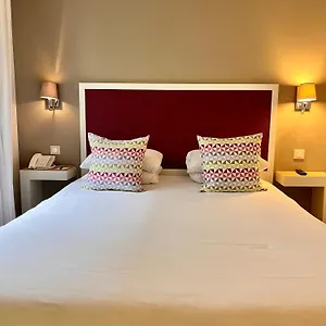 Kyriad 18 - Porte De Clignancourt - Montmartre 3*, Paris Frankreich