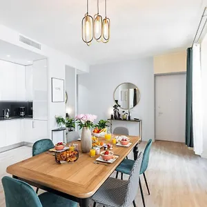 Gesu - 2 Bedroom In Old Town - Gesu Square France