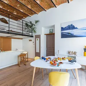 Gubernatis - Beautiful Duplex With Terrace France